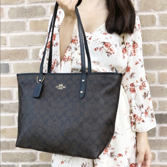 👜💕- NWT Coach Top Zip city Tote💕 - Picture 4 of 7